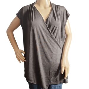 Dear Scarlett Elegant Women's Wrap Top size 2X